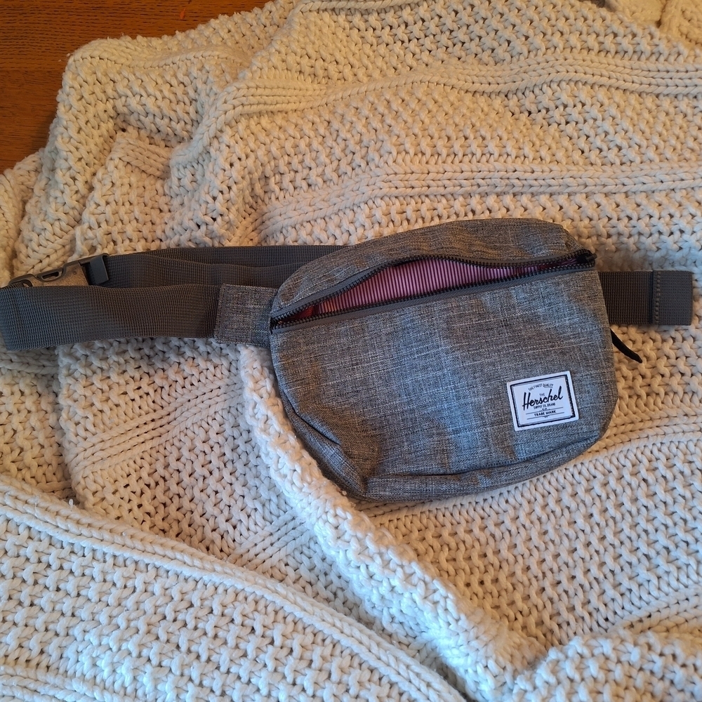 Herschel Supply Company Gray Belt Bag NWOT!